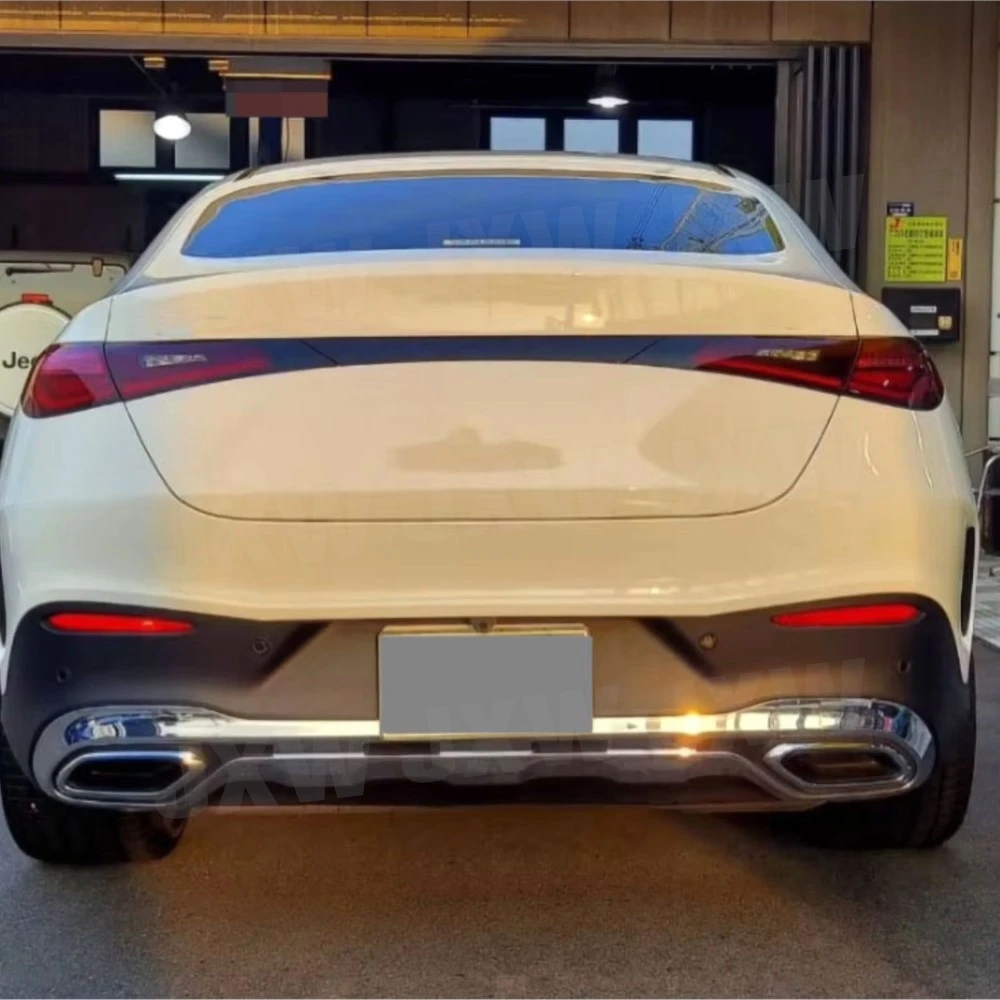 ABS Rear Bumper Lip Diffuser Spoiler With Exhaust Tail OO-OO Body Kits For Benz C254 GLC43 GLC63 AMG Coupe 2024-2025 Accessories
ABS Rear Bumper Lip Diffuser Spoiler With Exhaust Tail OO-OO Body Kits For Benz C254 GLC43 GLC63 AMG Coupe 2024-2025 Accessories