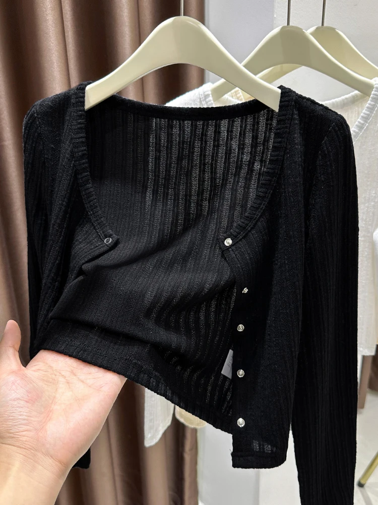 Bla Long Sve Knitted awl Women's Summer New Sle Vest Top Thin Outerwear with Skirt Low round Ne Button Design Poly...
Bla Long Sve Knitted awl Women's Summer New Sle Vest Top Thin Outerwear with Skirt Low round Ne Button Design Poly...