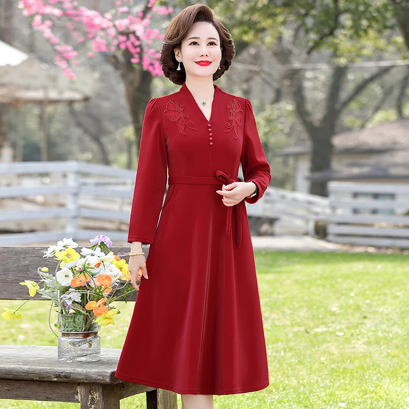 Mom Spring and Autumn Dress Women's Middle-aged mid-length v neck bead belt Dresses For Women Femme Vestidos
Mom Spring and Autumn Dress Women's Middle-aged mid-length v neck bead belt Dresses For Women Femme Vestidos