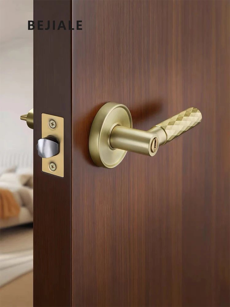 Indoor Three-Lever Handle Lock Single Tongue Bedroom Bathroom Door Lock with Diamond Pattern - Stylish Security for Home
Indoor Three-Lever Handle Lock Single Tongue Bedroom Bathroom Door Lock with Diamond Pattern - Stylish Security for Home