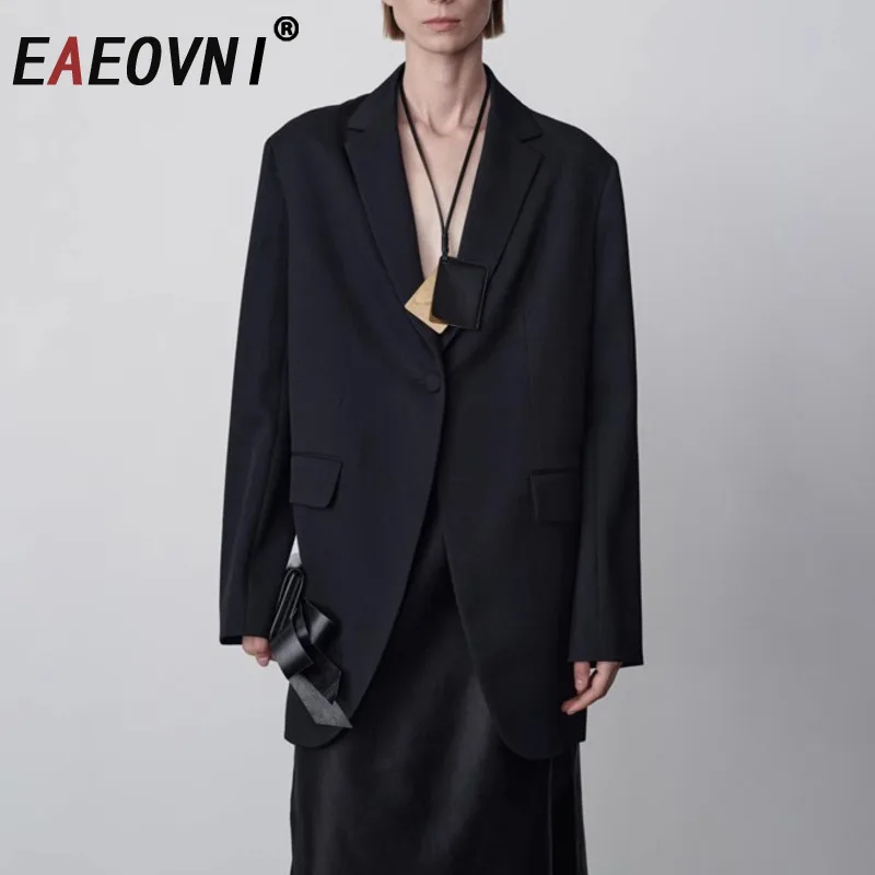 EAEOVNI Luxury Wool Women's Blazer Coat V Neck Button Black Long Sleeve Office Lady Jacket Office Lady 2025 Autumn New Clothing
EAEOVNI Luxury Wool Women's Blazer Coat V Neck Button Black Long Sleeve Office Lady Jacket Office Lady 2025 Autumn New Clothing