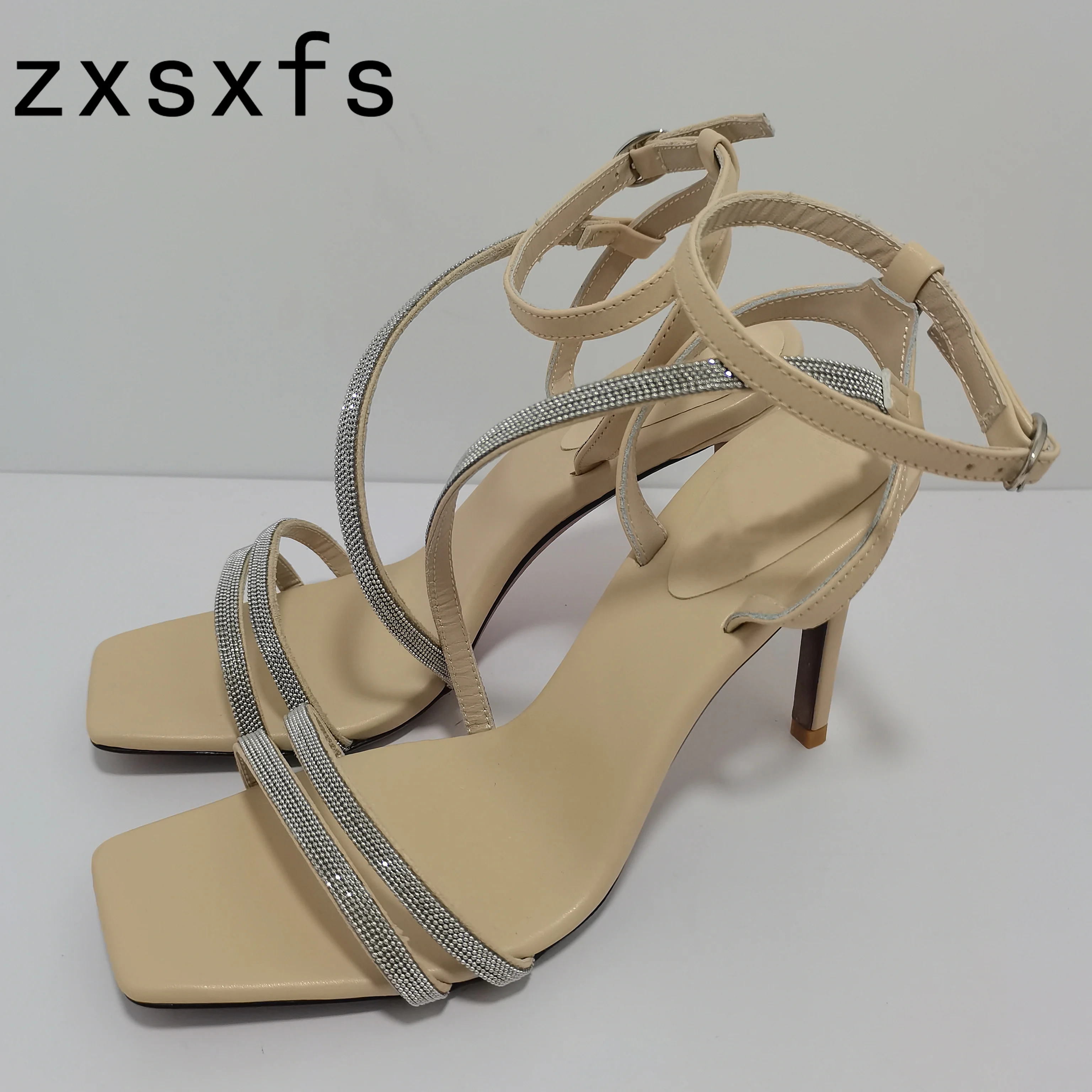 2023 Brand Square Toe Thin High Heel Women Sandals Buckle Strap Slides Summer Ladies Runway Shoes Woman Mujer
2023 Brand Square Toe Thin High Heel Women Sandals Buckle Strap Slides Summer Ladies Runway Shoes Woman Mujer
