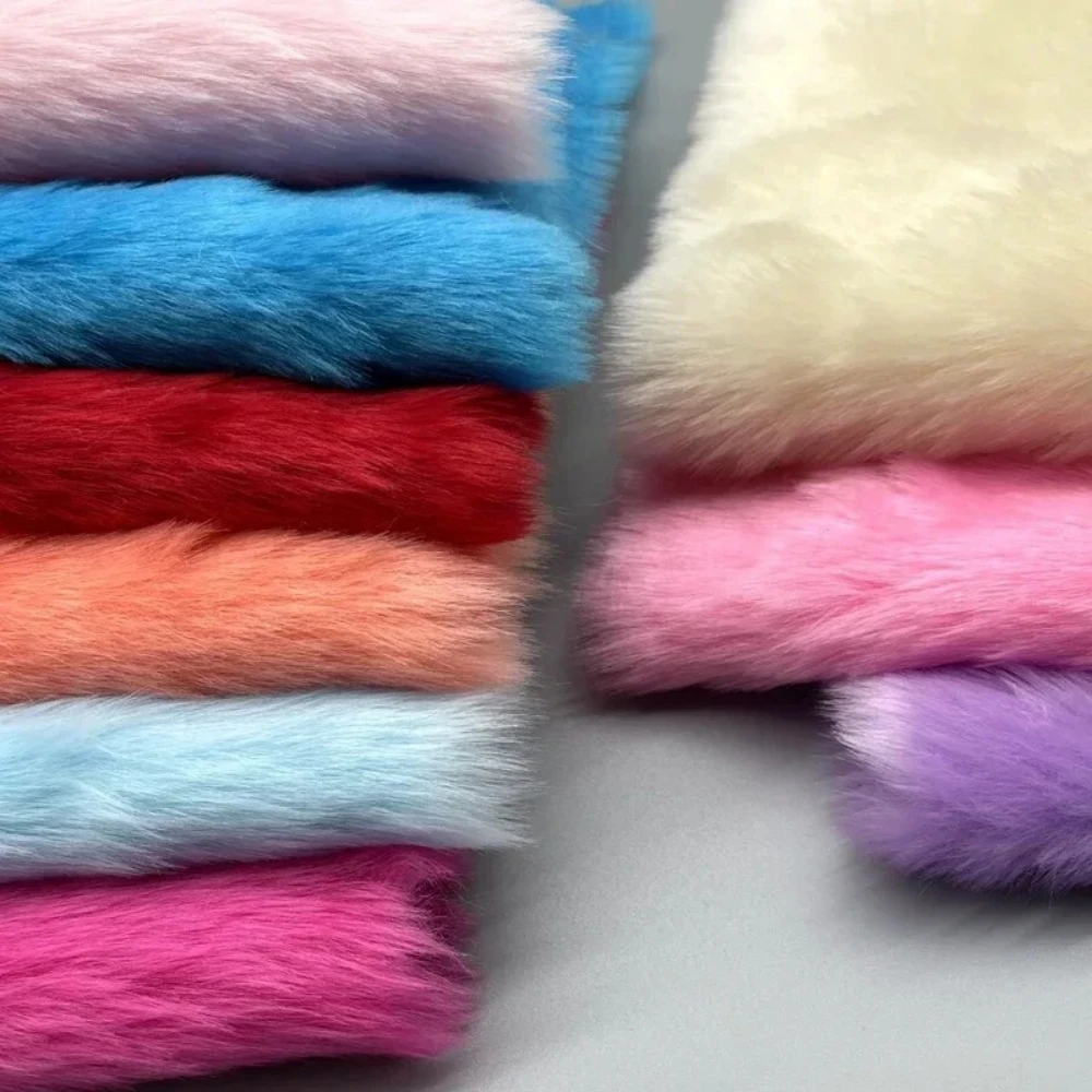 Утолщенный кроличий мех, плюшевая ткань, одежда, шкаф, скатерть, шерстяной воротник, украшение для ковра, шитье своими руками на метр, материал
Утолщенный кроличий мех, плюшевая ткань, одежда, шкаф, скатерть, шерстяной воротник, украшение для ковра, шитье своими руками на метр, материал