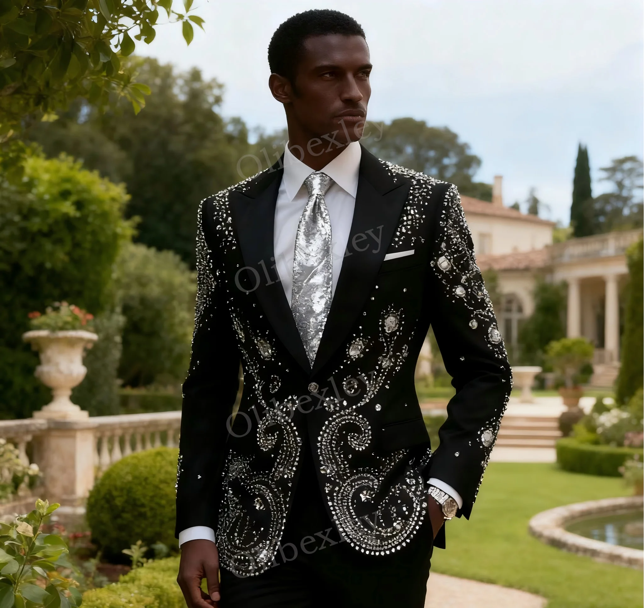 Luxury Men's Black Tuxedo 2 Piece Set Regular Fit Beaded Crystals One Button Slim Fit Dress Suits for Wedding
Luxury Men's Black Tuxedo 2 Piece Set Regular Fit Beaded Crystals One Button Slim Fit Dress Suits for Wedding