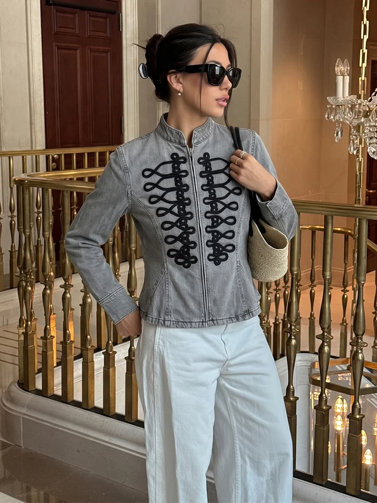 Washed Grey Denim Jacket Mandarin Stand Collar Black Knot Front Zip Slim Fitted Cropped Vintage Streetwear Women Outerwear
Washed Grey Denim Jacket Mandarin Stand Collar Black Knot Front Zip Slim Fitted Cropped Vintage Streetwear Women Outerwear