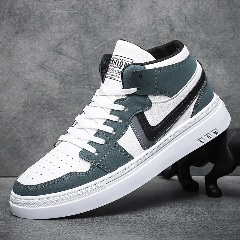 Men's High Top Sneakers New Fashion Lace Up Platform Casual Shoes for Men Trend Male Students Sports Shoes Wear-resistant Flats
Men's High Top Sneakers New Fashion Lace Up Platform Casual Shoes for Men Trend Male Students Sports Shoes Wear-resistant Flats