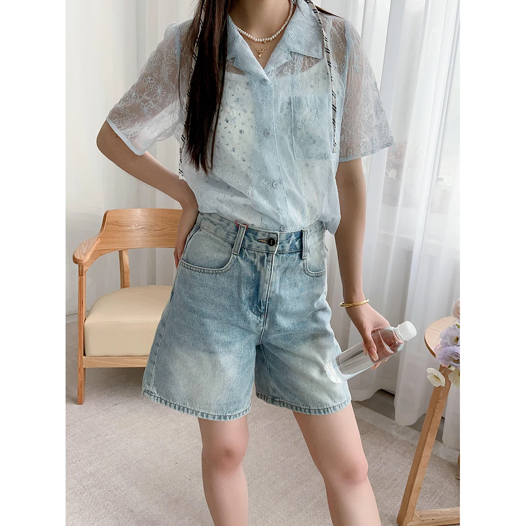 Summer Breathable ort Sve Embroidered irt Women's Sweet Sle Regular Fit Straight Tube Light Thin Gauze Collar Stand up
Summer Breathable ort Sve Embroidered irt Women's Sweet Sle Regular Fit Straight Tube Light Thin Gauze Collar Stand up