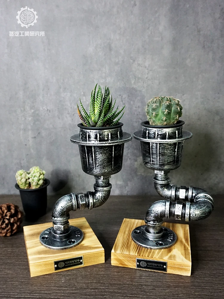 Ретро индустриальный стиль персонализированный небольшой цветочный горшок в горшке крытый настольный орнамент кактус сочный горшок креативный
Ретро индустриальный стиль персонализированный небольшой цветочный горшок в горшке крытый настольный орнамент кактус сочный горшок креативный