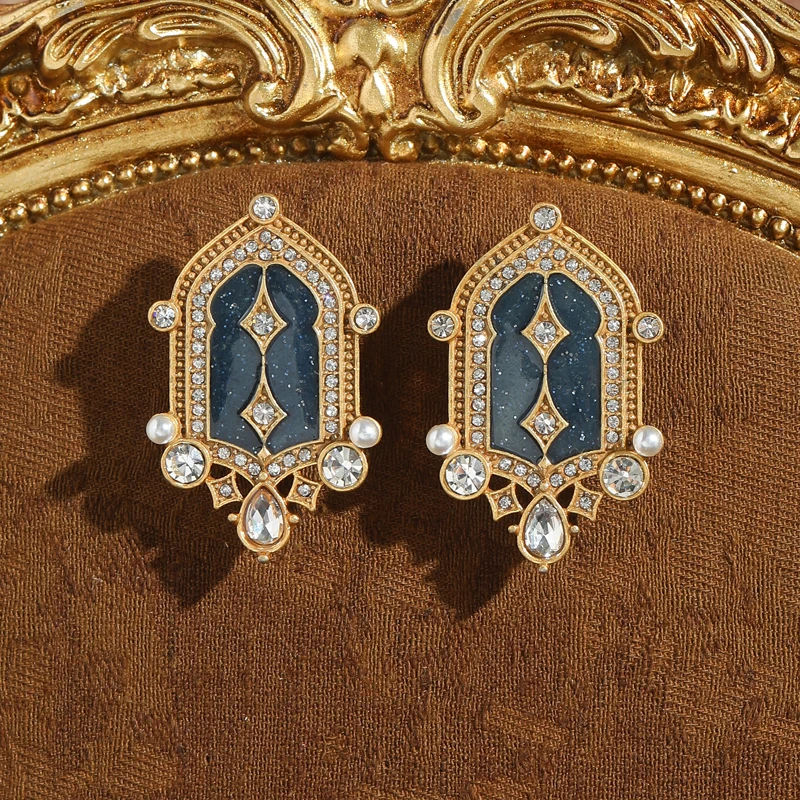 Antique Gold Plated Irregular Natural Stone Blue Stud Earrings Vintage Glass And Pearl Decoration Women Wedding Charm Jewelry
Antique Gold Plated Irregular Natural Stone Blue Stud Earrings Vintage Glass And Pearl Decoration Women Wedding Charm Jewelry