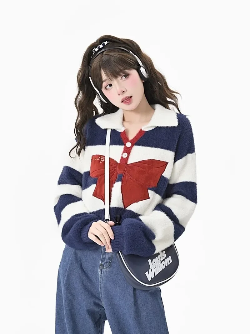 Sweaters Knitted Bow Embroidery Preppy Style Sueters Mujer Sweet Short Pullovers Mink Cashmere Y2k Women Korean Striped
Sweaters Knitted Bow Embroidery Preppy Style Sueters Mujer Sweet Short Pullovers Mink Cashmere Y2k Women Korean Striped