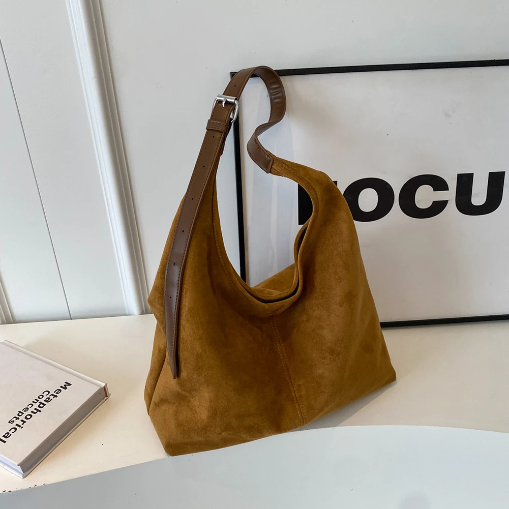 Women Suede Shoulder Bag Stylish Crossbody Bag Solid Color Chic Hobo Bag Adjustable Strap Casual Tote Purse Daily Commuting Bag
Women Suede Shoulder Bag Stylish Crossbody Bag Solid Color Chic Hobo Bag Adjustable Strap Casual Tote Purse Daily Commuting Bag