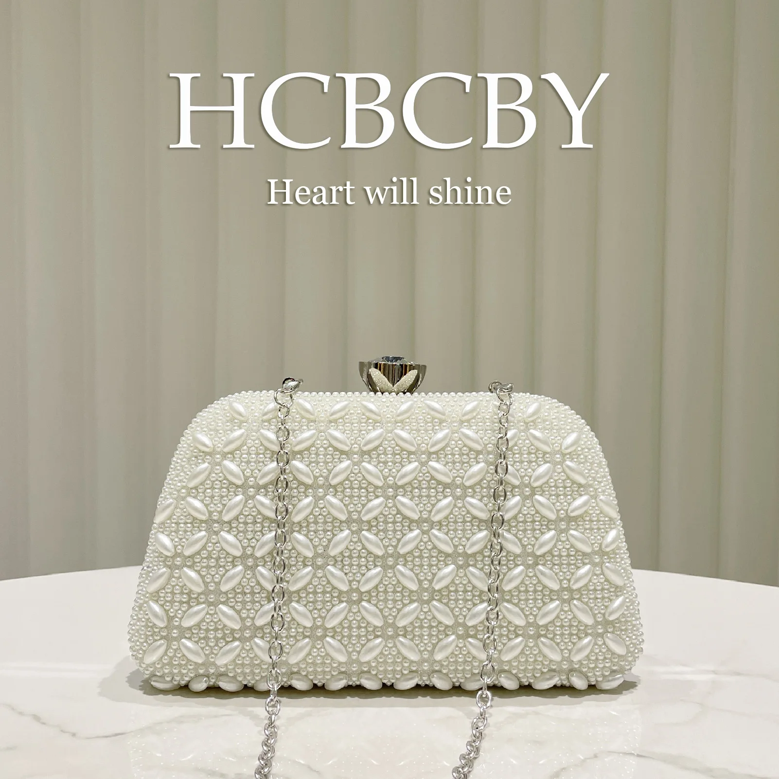 Female Rhinestone Evening Bag Silver Sparkling Beaded Evening HandbagHandbag Wings Clutch Silver Wedding Party Purse
Female Rhinestone Evening Bag Silver Sparkling Beaded Evening HandbagHandbag Wings Clutch Silver Wedding Party Purse 