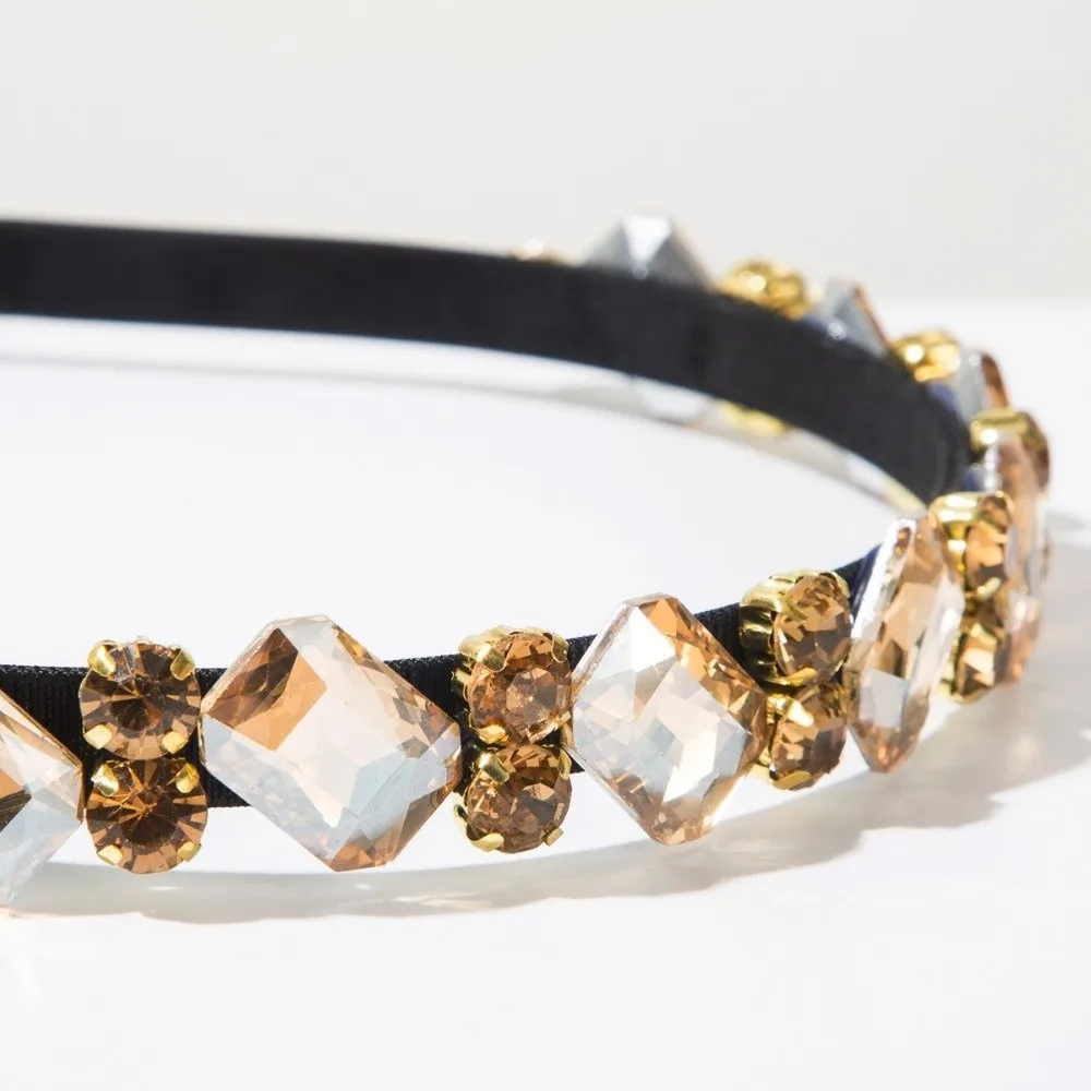 Fashion Retro Rhinestone Headbands Elegant Narrow Crystal Hairbands Sparkling Women Headbands for Women
Fashion Retro Rhinestone Headbands Elegant Narrow Crystal Hairbands Sparkling Women Headbands for Women