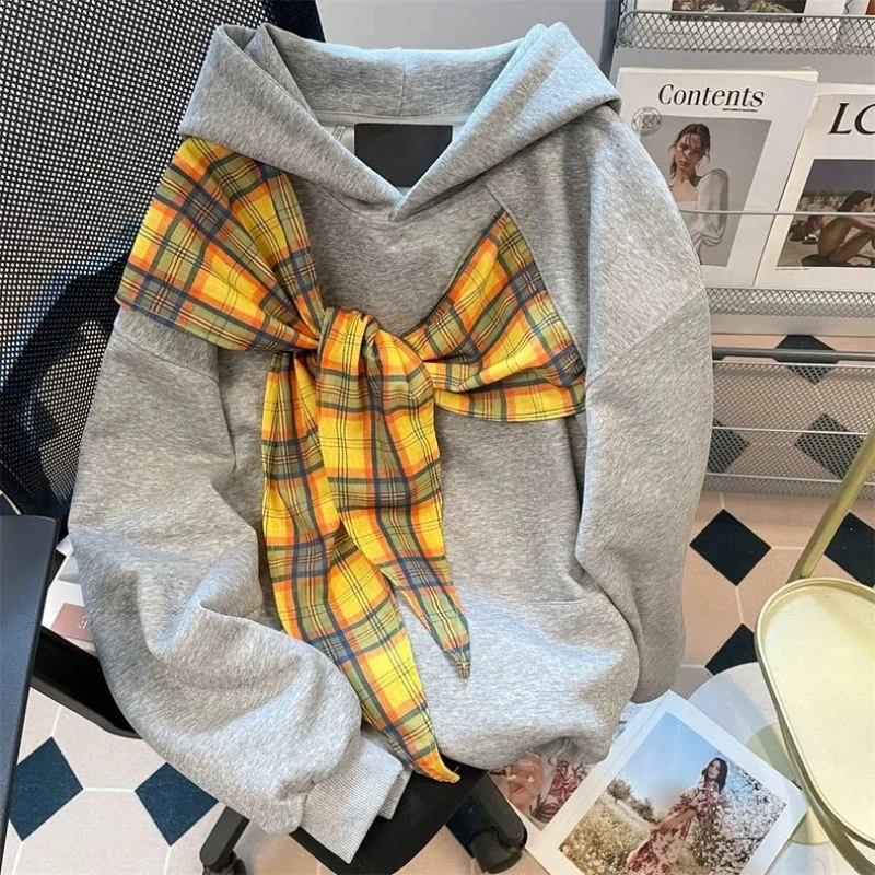 Клетчатые контрастные лоскутные трендовые толстовки с бантом и шнуровкой, весенне-осенние корейские топы с длинными рукавами, повседневная модная женская одежда
Клетчатые контрастные лоскутные трендовые толстовки с бантом и шнуровкой, весенне-осенние корейские топы с длинными рукавами, повседневная модная женская одежда