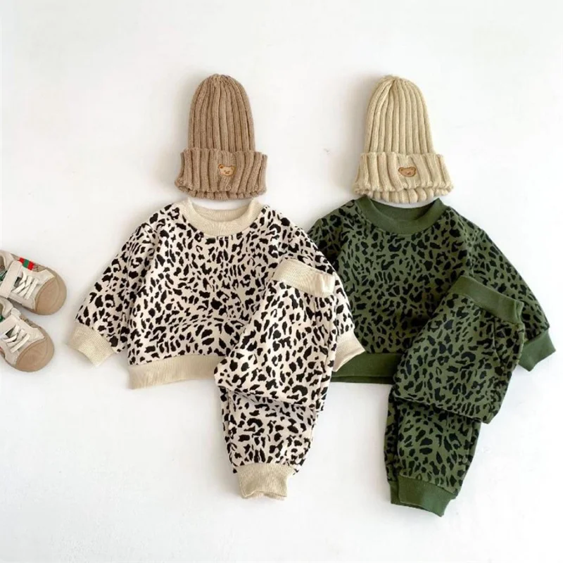 Boys Coat +Pants Kids Suits 2PCS/Set Cotton 2025 Stylish Spring Autumn Cotton High Quality Christmas Gift Children Clothing
Boys Coat +Pants Kids Suits 2PCS/Set Cotton 2025 Stylish Spring Autumn Cotton High Quality Christmas Gift Children Clothing