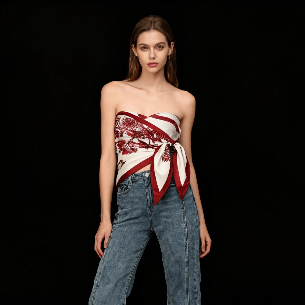 Classic high-end printed triangle towel women's 2025 new fashion retro versatile bag headscarf belt
Classic high-end printed triangle towel women's 2025 new fashion retro versatile bag headscarf belt