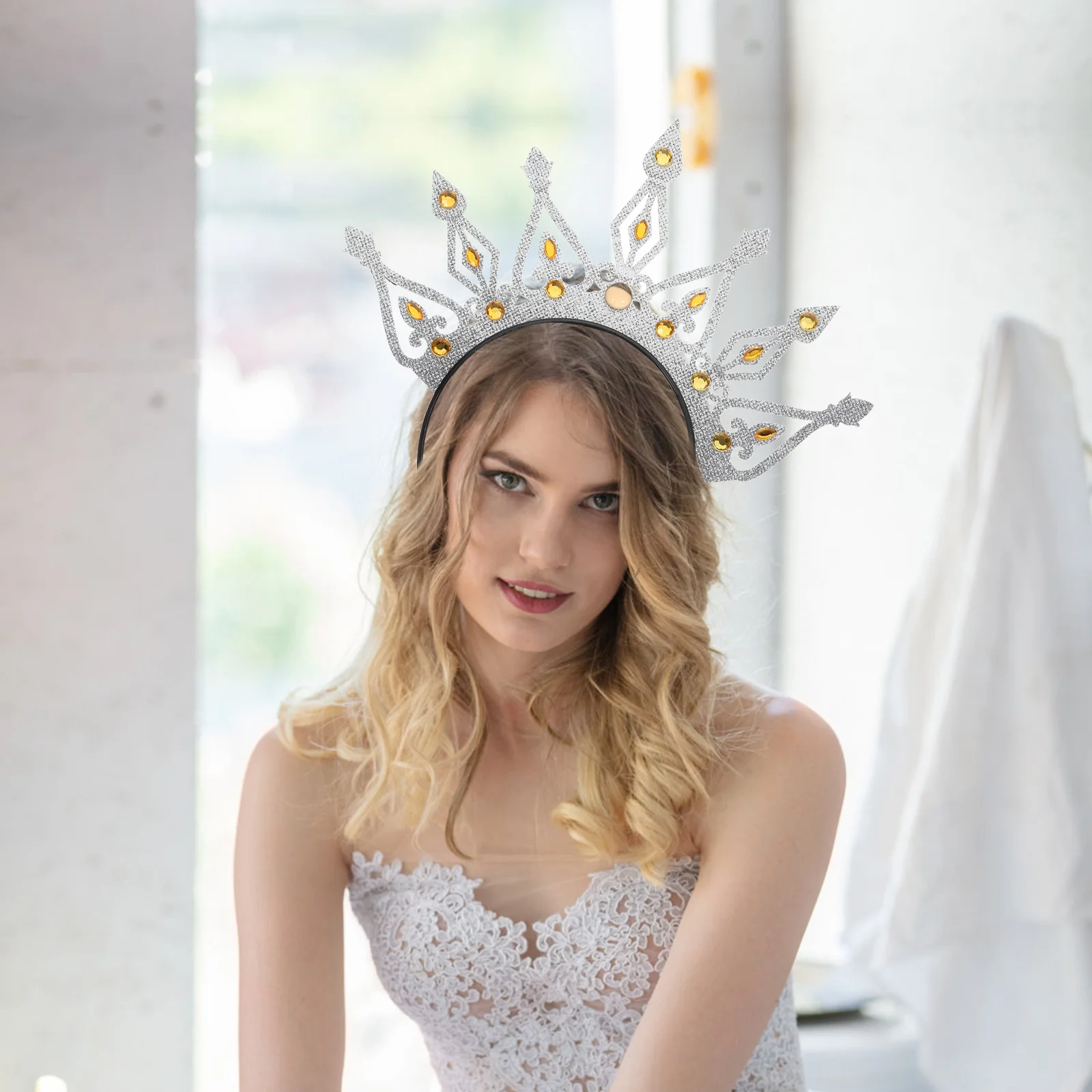 Vintage Crown Headband Rhinestone Bridal Tiara for Women Festival Prom Wedding Party Dance Wear Glitter Hairpiece
Vintage Crown Headband Rhinestone Bridal Tiara for Women Festival Prom Wedding Party Dance Wear Glitter Hairpiece