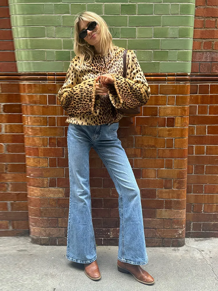 Women's Jacket Coat O-Neck Leopard Full Sleeve Button Jackets Female Loose Fitting Autumn Short Bomber Chic Coat New Outerwear
Women's Jacket Coat O-Neck Leopard Full Sleeve Button Jackets Female Loose Fitting Autumn Short Bomber Chic Coat New Outerwear