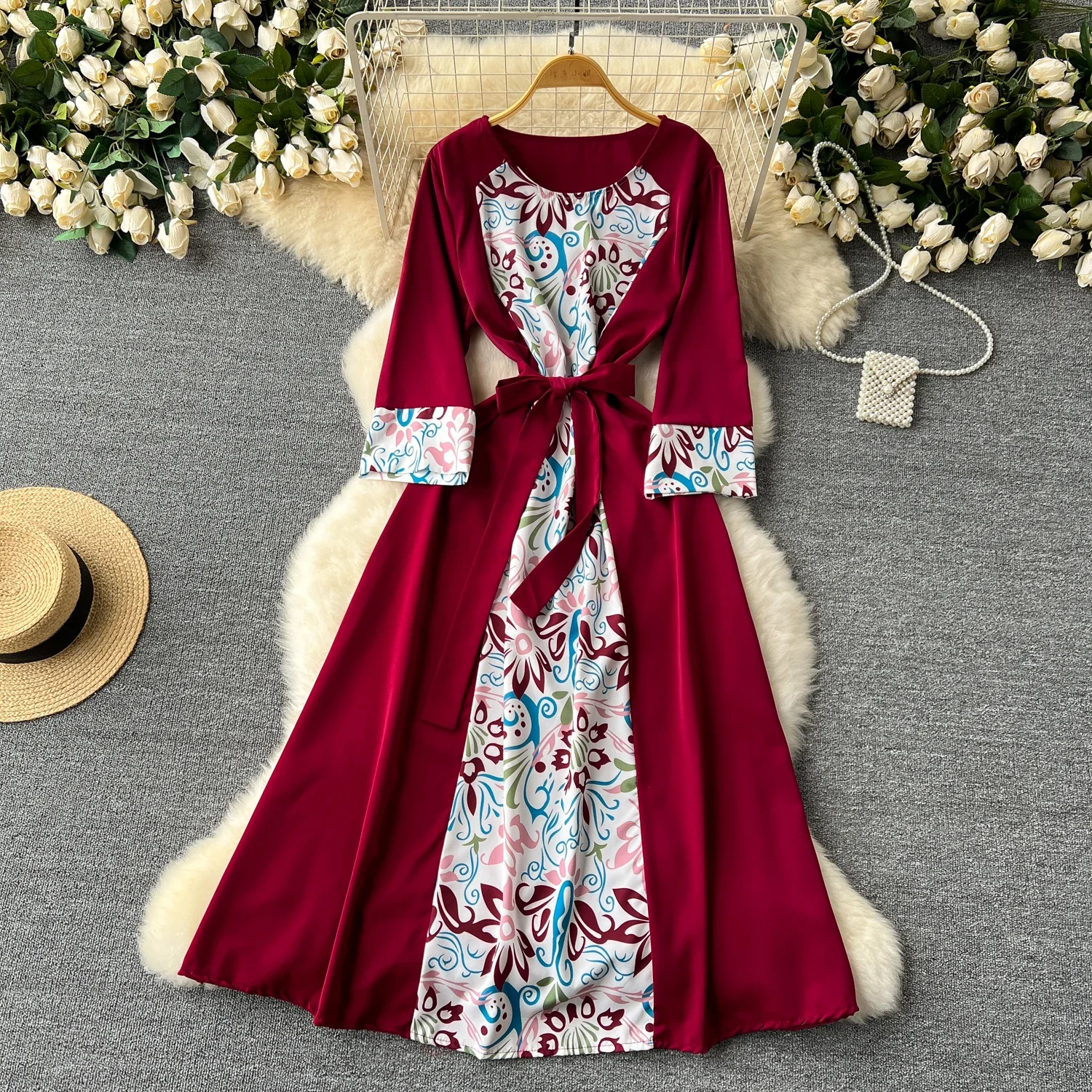 Spring Summer Women Printed Long Dress Vintage O Neck With Belt Short Sleeve A-Line Maxi Vestidos Female Fashion New
Spring Summer Women Printed Long Dress Vintage O Neck With Belt Short Sleeve A-Line Maxi Vestidos Female Fashion New