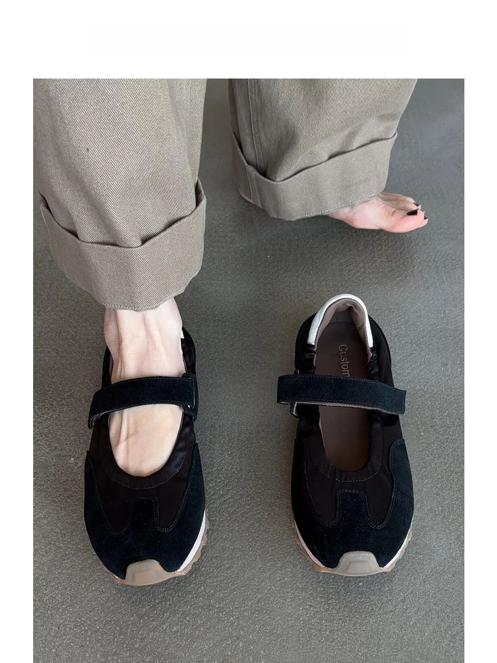 Charles And Clinkard Ballet Mary Jane 2025 Summer New Thi Bot Casual Sports De Xin oe round Head Middle Heel Cowhide
Charles And Clinkard Ballet Mary Jane 2025 Summer New Thi Bot Casual Sports De Xin oe round Head Middle Heel Cowhide