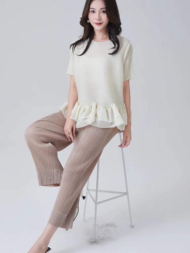 Miyake Folds 2025 Summer New Versatile Thin Seven-minute Leggings Solid Color Comfortable Slim Straight Casual Pants Female
Miyake Folds 2025 Summer New Versatile Thin Seven-minute Leggings Solid Color Comfortable Slim Straight Casual Pants Female