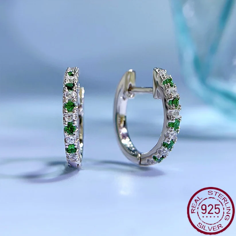 2023 New S925 Silver European Round Design White Blue Diamond Earrings Cross Border Ins Style Earrings
2023 New S925 Silver European Round Design White Blue Diamond Earrings Cross Border Ins Style Earrings