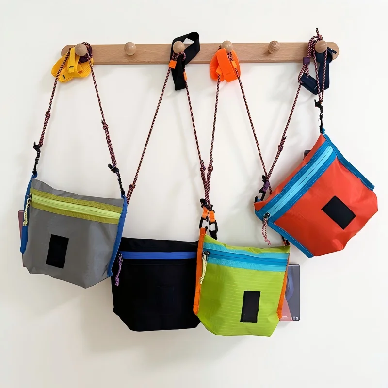 Street Trend Oxford Fabric Crossbody Bag, Portable Outdoor Sports Shoulder Phone Bag for Daily Commute Travel Hiking
Street Trend Oxford Fabric Crossbody Bag, Portable Outdoor Sports Shoulder Phone Bag for Daily Commute Travel Hiking