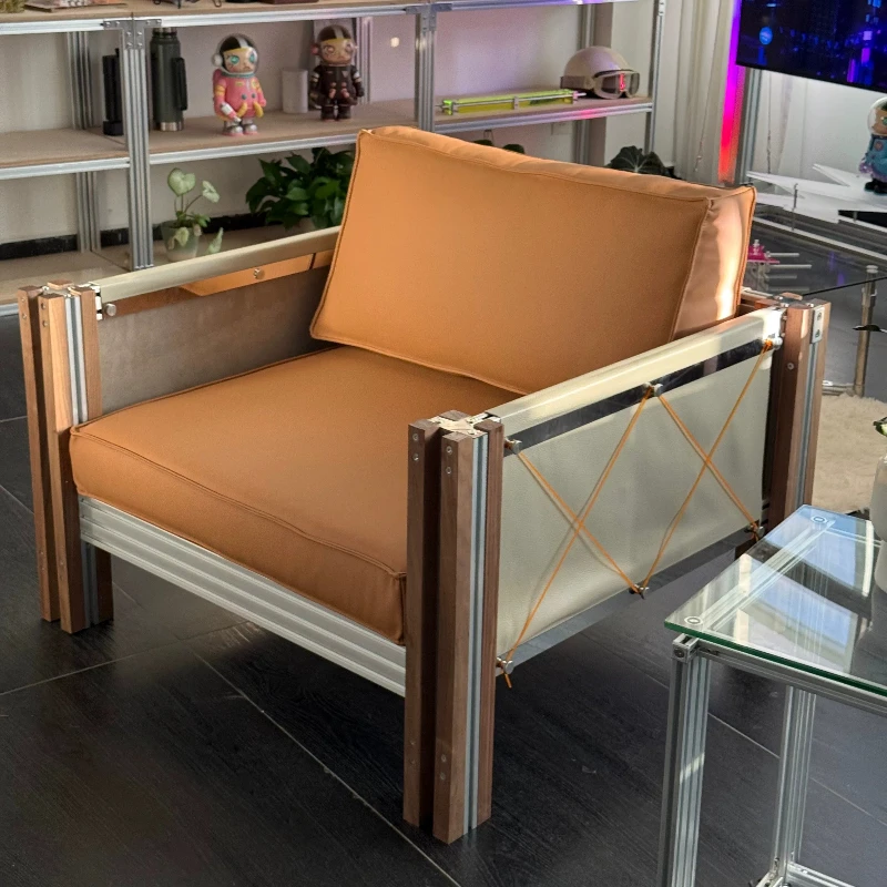 Aluminum profile walnut, soft bag sofa, industrial style retro metal feeling
Aluminum profile walnut, soft bag sofa, industrial style retro metal feeling