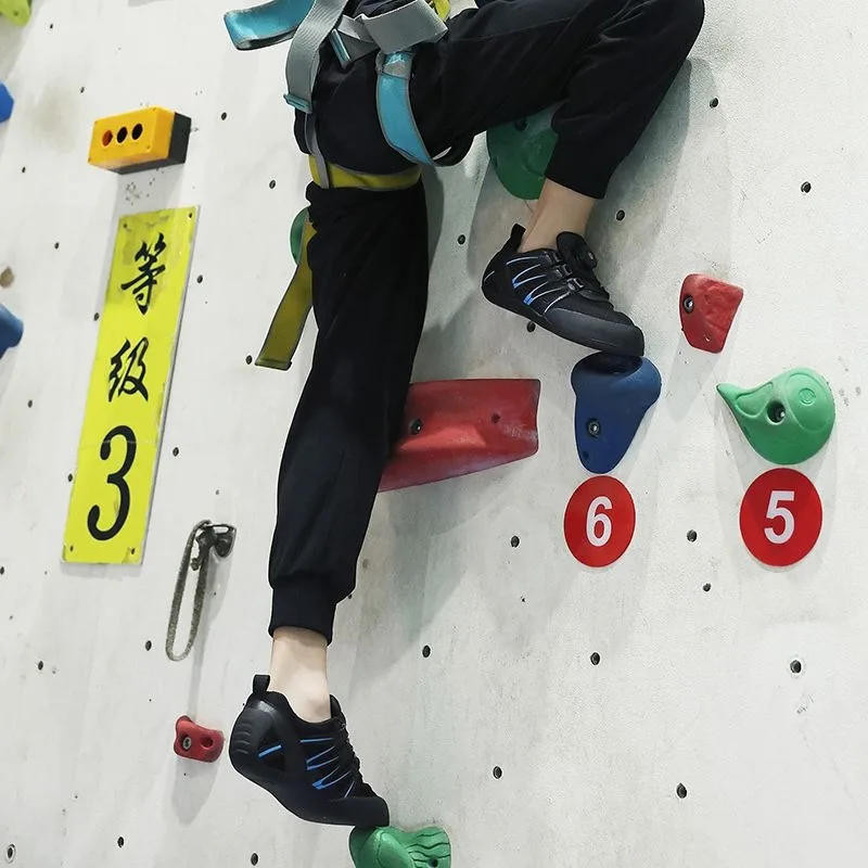 Classic Brand Professional Climbing Sneakers Indoor Climbing Entry Training Shoe Quick Lacing Designer Anti Slip Athletic Shoe
Classic Brand Professional Climbing Sneakers Indoor Climbing Entry Training Shoe Quick Lacing Designer Anti Slip Athletic Shoe