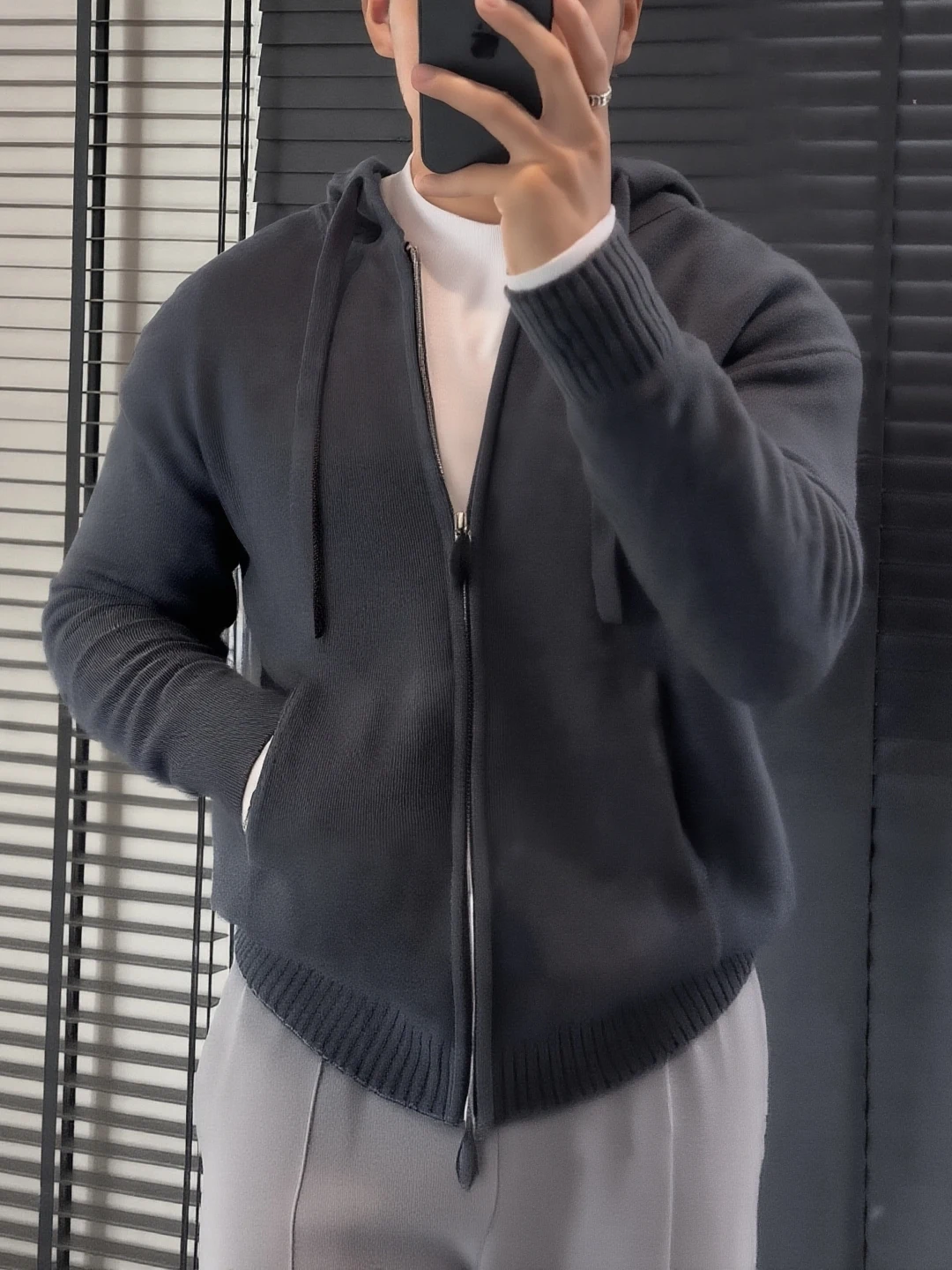 ay Zipper Knitted Slim Fit Sweater Coat for Men Casual Sle Autumn Winter New Arrival High Quali Comfortable Lightweight
ay Zipper Knitted Slim Fit Sweater Coat for Men Casual Sle Autumn Winter New Arrival High Quali Comfortable Lightweight