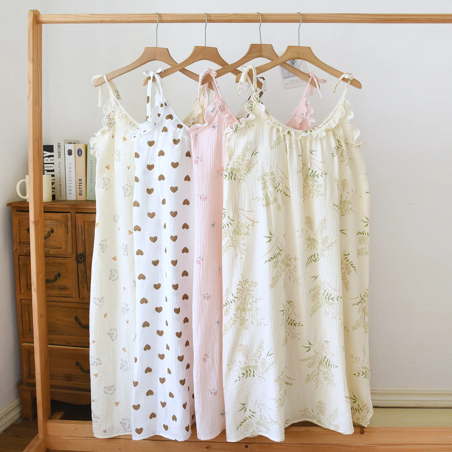 Pure Cotton Women's Nightgown One Piece Pajamas Dress Nightie Summer Sleeveless Sleepwear Women Night Wear for Ladies Nightdress
Pure Cotton Women's Nightgown One Piece Pajamas Dress Nightie Summer Sleeveless Sleepwear Women Night Wear for Ladies Nightdress