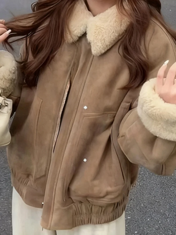 Утепленный кардиган на молнии с флисовой подкладкой для женщин, винтажный, с отложным воротником, теплый, с внутренней подкладкой из полиэфирного волокна
Утепленный кардиган на молнии с флисовой подкладкой для женщин, винтажный, с отложным воротником, теплый, с внутренней подкладкой из полиэфирного волокна