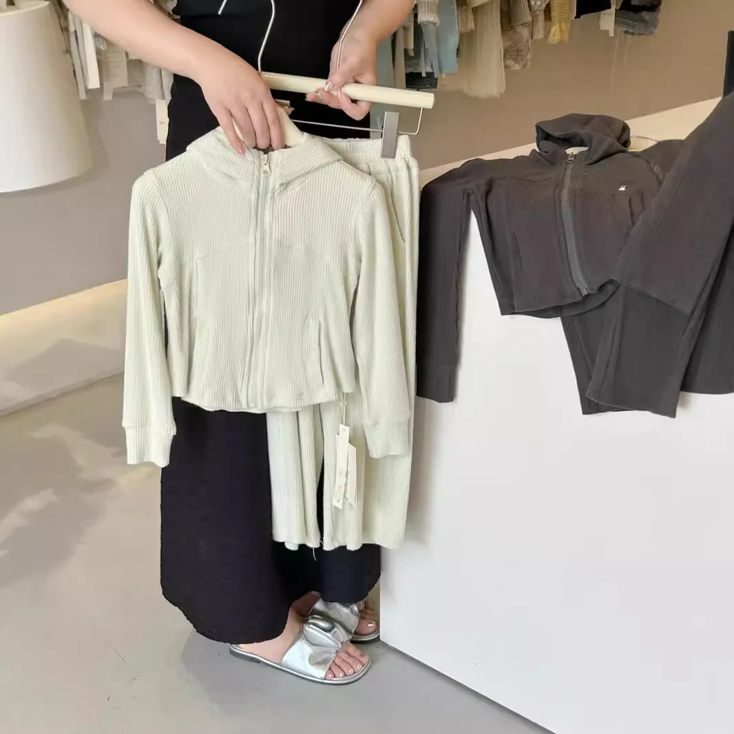 Girl Two Piece Set Autumn 2024 New Loose Coat Cardigan Wide Leg Pants Solid Casual Simple Fashion Sweet Korean Active Vintage
Girl Two Piece Set Autumn 2024 New Loose Coat Cardigan Wide Leg Pants Solid Casual Simple Fashion Sweet Korean Active Vintage