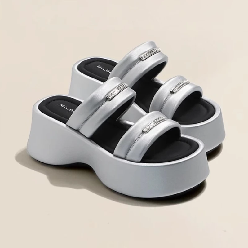 Women Flats Platform Slippers Summer New Open Toe Shoes Fashion Sandals Brand 2025 Slingback Designer Woman Casual Flip Flops
Women Flats Platform Slippers Summer New Open Toe Shoes Fashion Sandals Brand 2025 Slingback Designer Woman Casual Flip Flops