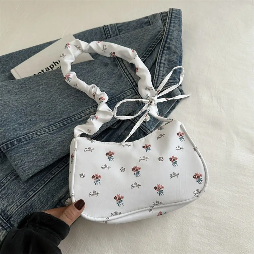 Elegant Flower Pattern Printing Shoulder Bag Bow Large Capacity Sweet Canvas Bag Wrinkle Underarm Bag Lovely Tote Bag Outdoor
Elegant Flower Pattern Printing Shoulder Bag Bow Large Capacity Sweet Canvas Bag Wrinkle Underarm Bag Lovely Tote Bag Outdoor