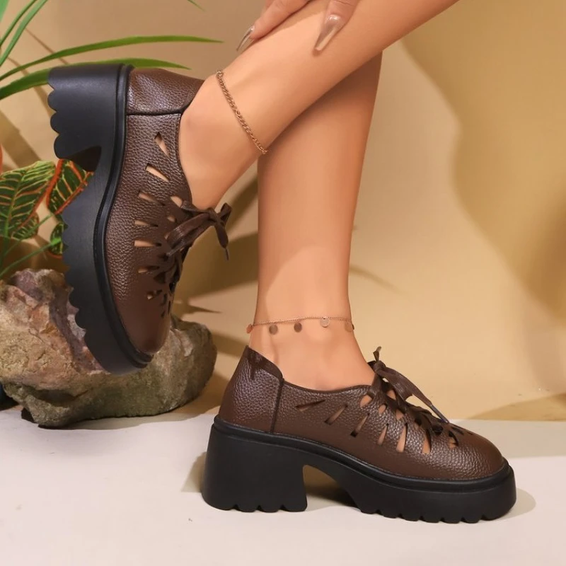 Модные женские туфли-лодочки с вырезами, большие размеры (43+), на толстом каблуке, кожаные, для офиса
Модные женские туфли-лодочки с вырезами, большие размеры (43+), на толстом каблуке, кожаные, для офиса