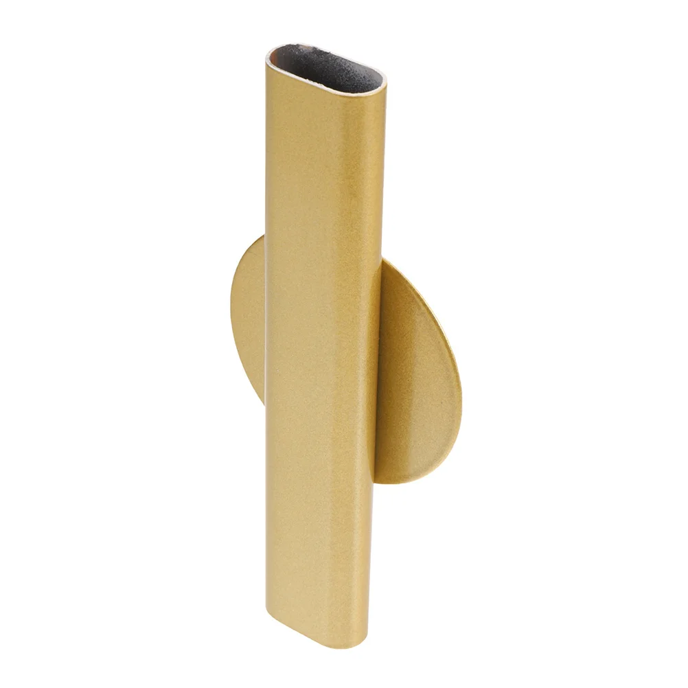 Rustic Iron Hanging Flowerpot Wall Planter for Dry Flowers Balcony Patio Garden Hanging Vase Vertical Space Saving
Rustic Iron Hanging Flowerpot Wall Planter for Dry Flowers Balcony Patio Garden Hanging Vase Vertical Space Saving