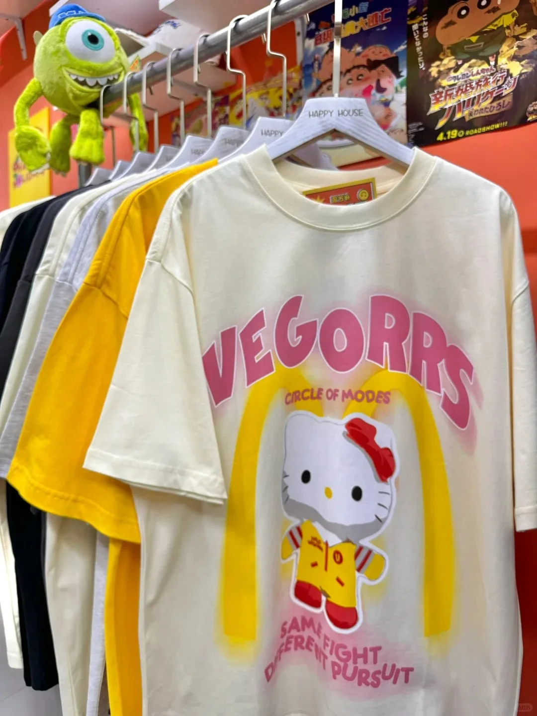 Американский стиль High Street Fashion Бренд Hello Kitty Футболка с короткими рукавами для мужчин и женщин Летняя свободная футболка из чистого хлопка с героями мультфильмов
Американский стиль High Street Fashion Бренд Hello Kitty Футболка с короткими рукавами для мужчин и женщин Летняя свободная футболка из чистого хлопка с героями мультфильмов