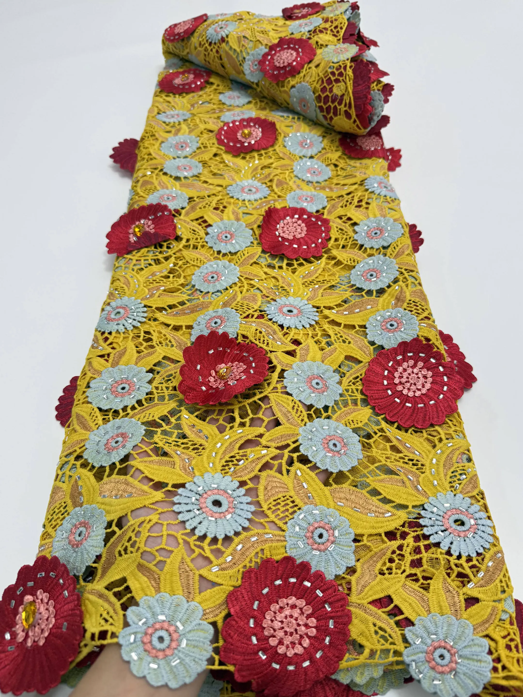 african fabric for women Cord Guipure Lace Fabric High-Quality Nigerian French Asoebi Chantilly Water Soluble for Party Dresses
african fabric for women Cord Guipure Lace Fabric High-Quality Nigerian French Asoebi Chantilly Water Soluble for Party Dresses
