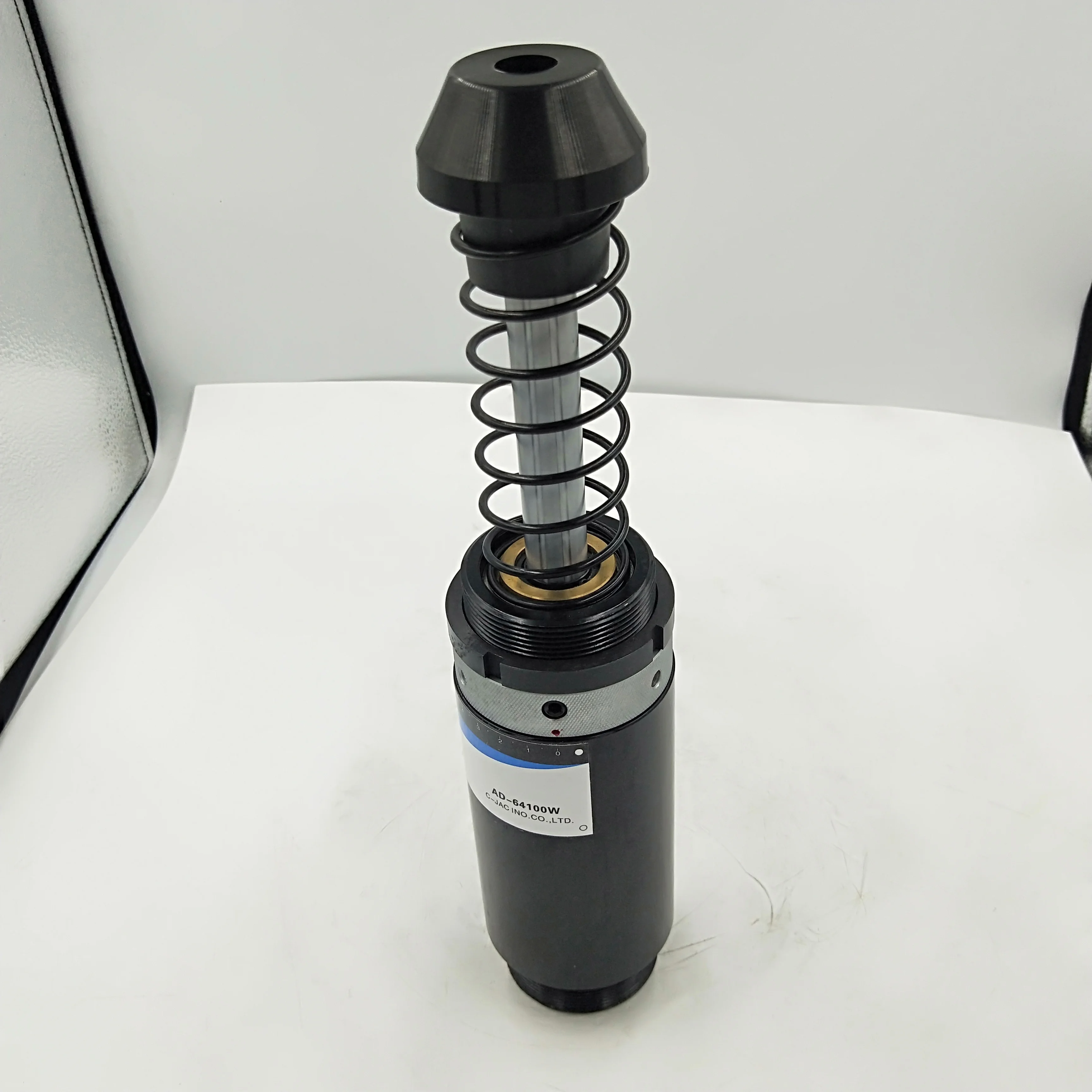 Gold продавец C-JAC Тяжелый гидравлический амортизатор Гидравлический демпфер AD-64100W на складе
Gold продавец C-JAC Тяжелый гидравлический амортизатор Гидравлический демпфер AD-64100W на складе