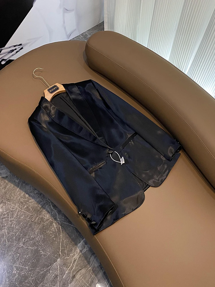 Повседневное атласное женское пальто средней длины, зимнее, удобное для поездок на работу, стандартный крой, Acidic Sle, длинное све, с двойной пуговицей
Повседневное атласное женское пальто средней длины, зимнее, удобное для поездок на работу, стандартный крой, Acidic Sle, длинное све, с двойной пуговицей