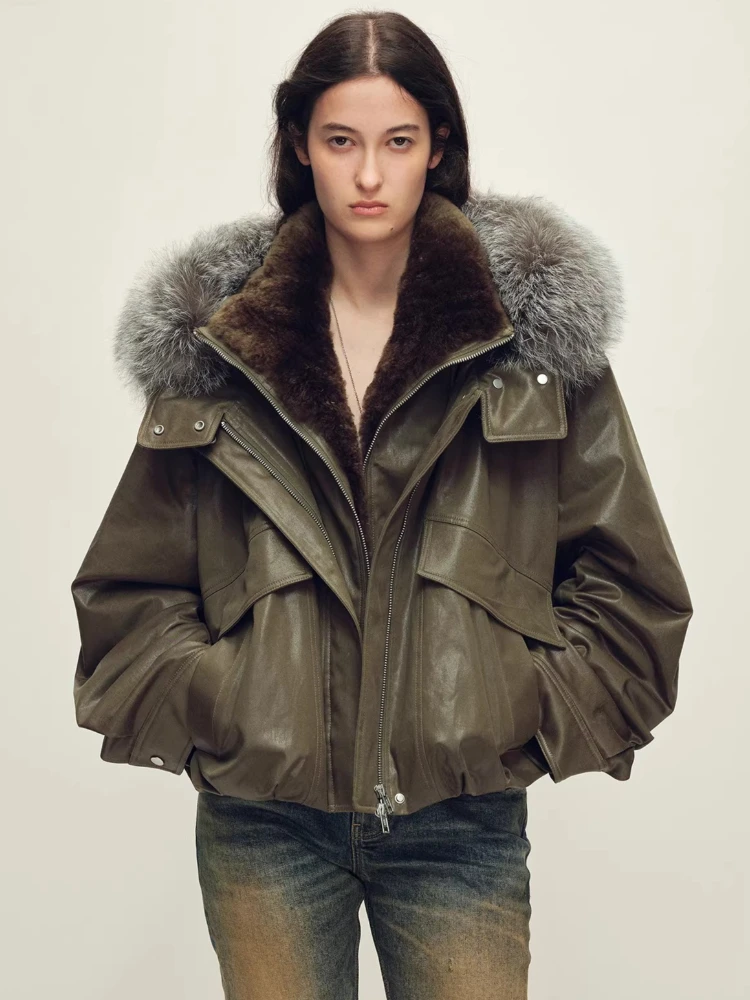Natural Fox Fur Collar Hooded Goose Down Jackets for Women 2026 New High-end Simple Oversized Short Winter Real Fur Down Coat
Natural Fox Fur Collar Hooded Goose Down Jackets for Women 2026 New High-end Simple Oversized Short Winter Real Fur Down Coat