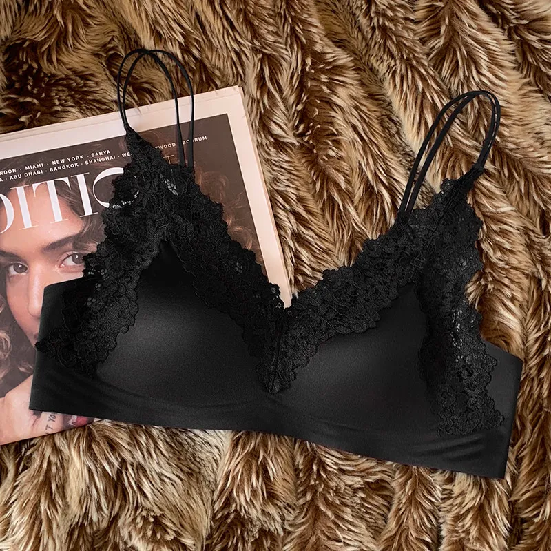 Women French Inspired Lace Satin Triangle Bra, Breathable Gathering Support, Anti Sagging Comfort Soft Everyday Intimates
Women French Inspired Lace Satin Triangle Bra, Breathable Gathering Support, Anti Sagging Comfort Soft Everyday Intimates