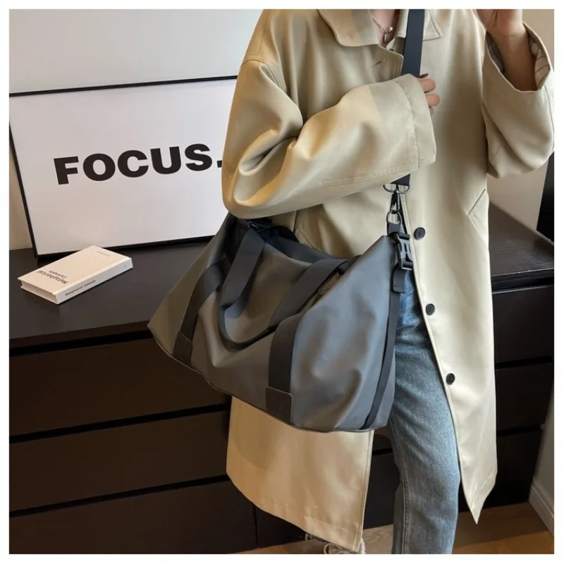 Travel bags, men's handbags, large-capacity travel, fitness, sports bags
Travel bags, men's handbags, large-capacity travel, fitness, sports bags