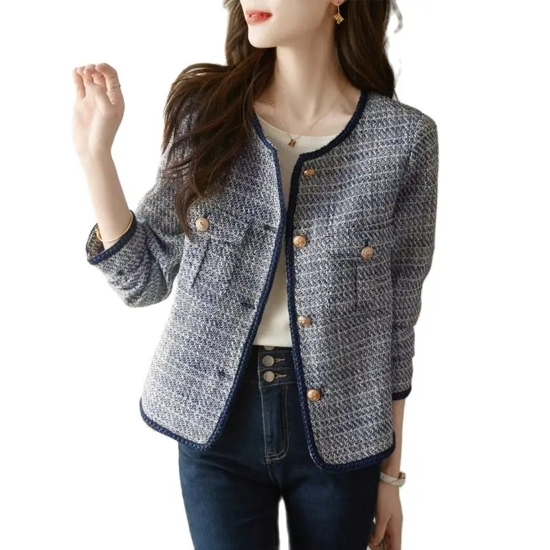 Lady Fashion Tweed Suit Coats Woman Autumn 2022 Retro Elegant Cardigans Chic Single-Breasted Long-Sleeved Blazer Jackets Women
Lady Fashion Tweed Suit Coats Woman Autumn 2022 Retro Elegant Cardigans Chic Single-Breasted Long-Sleeved Blazer Jackets Women