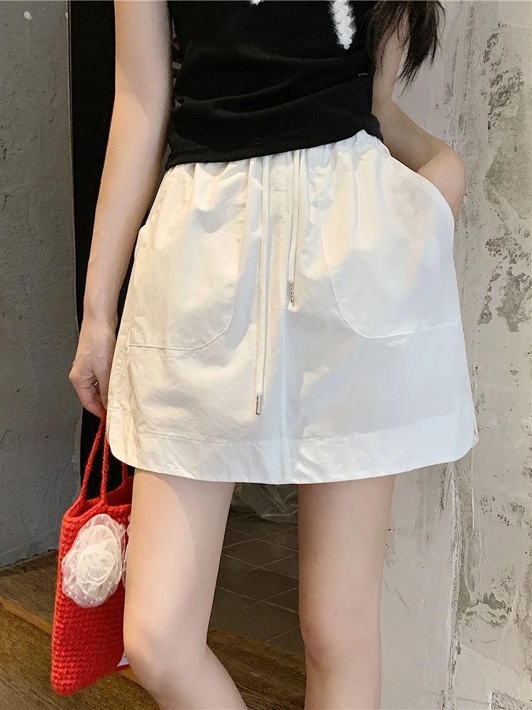 Casual Workwear Short Pants Skirt Women Summer New plus Size Slimming Design High Waist A-Line Half-length for Plump MM
Casual Workwear Short Pants Skirt Women Summer New plus Size Slimming Design High Waist A-Line Half-length for Plump MM