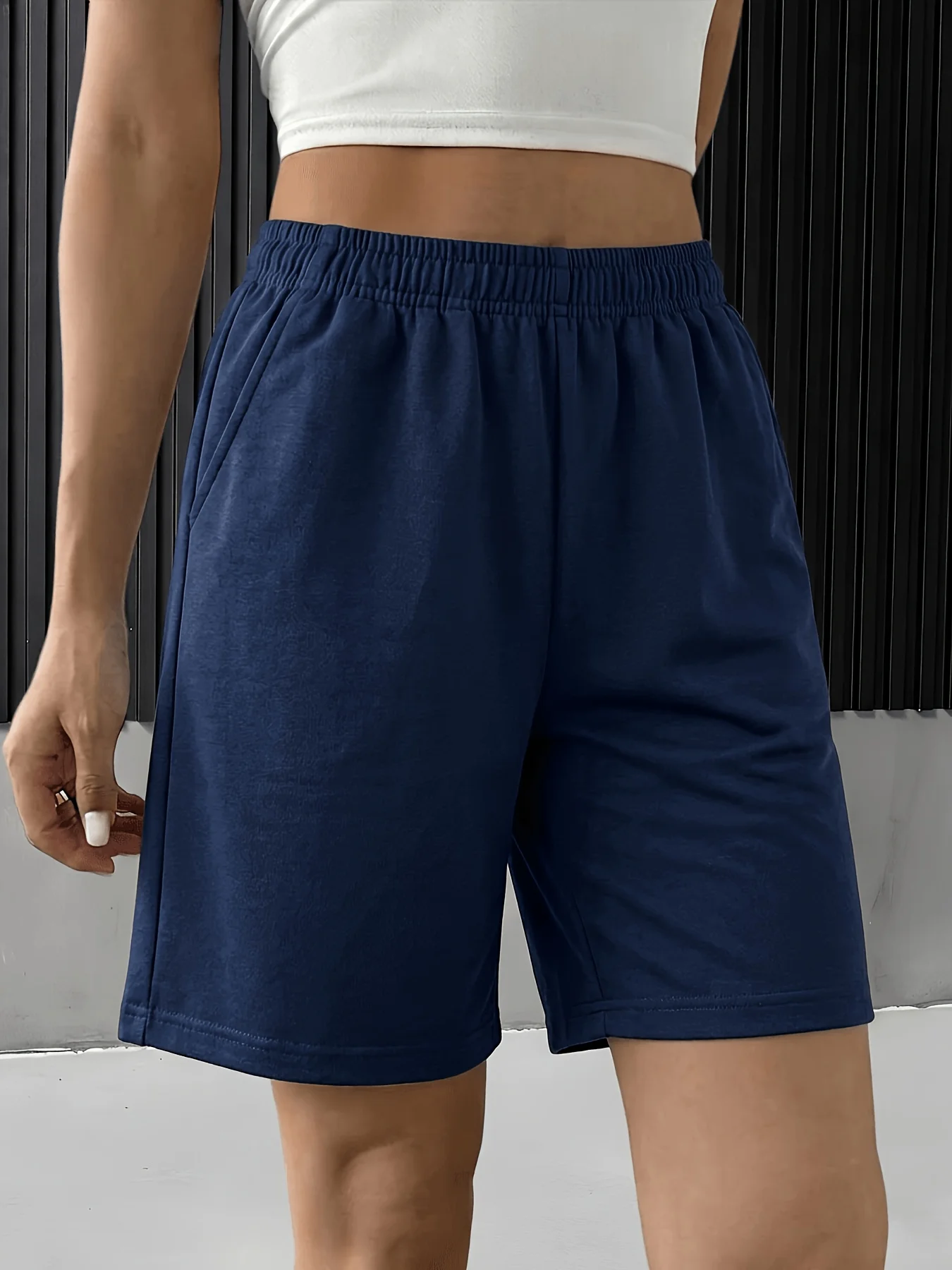 Straight-Leg Pocket Shorts - Non-Stretch Machine Washable Pocketed Athletic Running Outdoor Shorts with Pockets
Straight-Leg Pocket Shorts - Non-Stretch Machine Washable Pocketed Athletic Running Outdoor Shorts with Pockets