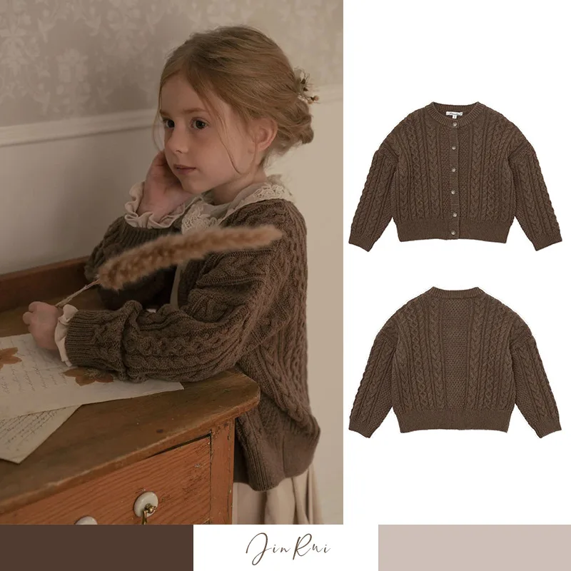 Girls' Clothes 2025 Autumn New Korean Version of Retro Sweater Jacket Cardigan Outerwear
Girls' Clothes 2025 Autumn New Korean Version of Retro Sweater Jacket Cardigan Outerwear