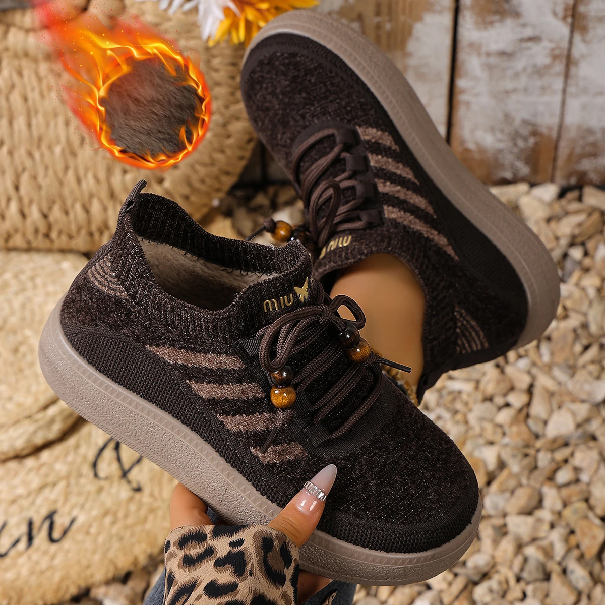 2025 зимняя новая утолщенная противоскользящая и прочная женская хлопковая обувь с флисовой подкладкой, удобная и теплая, бесплатная доставка
2025 зимняя новая утолщенная противоскользящая и прочная женская хлопковая обувь с флисовой подкладкой, удобная и теплая, бесплатная доставка