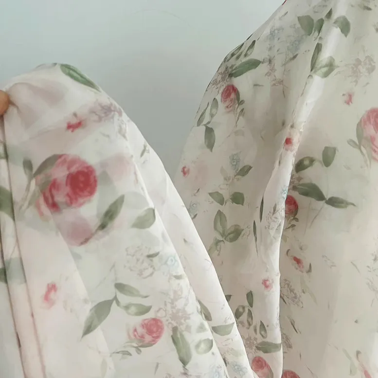 Один метр абрикосового цвета шифоновая ткань с принтом роз tela Cheongsam Одежда Юбки Платья DIY Кукольная одежда ткань
Один метр абрикосового цвета шифоновая ткань с принтом роз tela Cheongsam Одежда Юбки Платья DIY Кукольная одежда ткань
